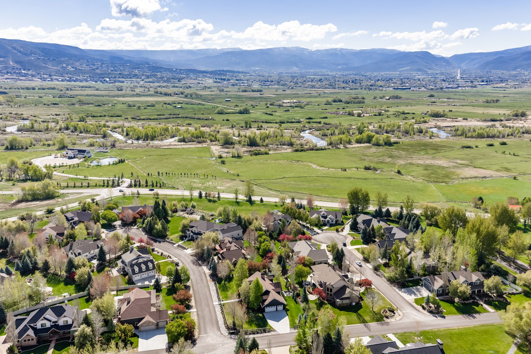  Custom Home In Dutch Fields Community In Midway - 物件實景
