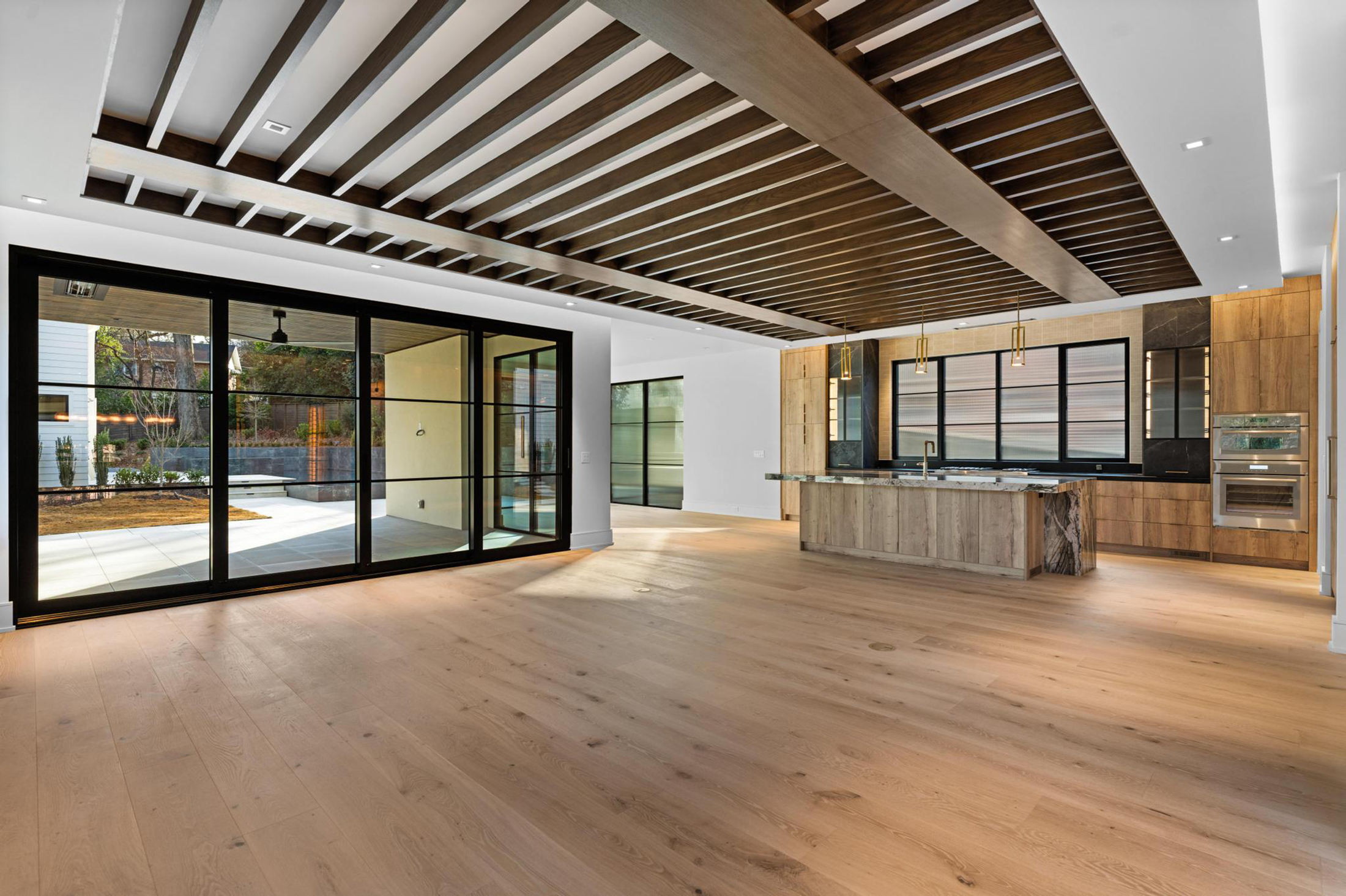  New Construction Transitional Home in the Heart of Morningside - 物件實景
