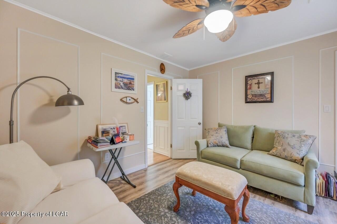 Sugarloaf, Pennsylvania, 18249, United States, 4 Bedrooms Bedrooms, ,3 BathroomsBathrooms,Residential,For Sale,1996756