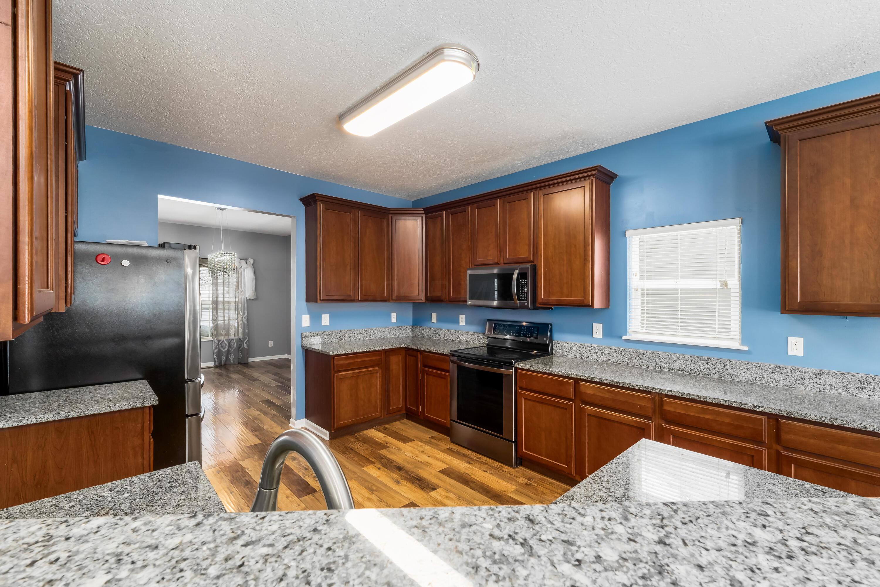 Granville, Ohio, 43023, United States, 5 Bedrooms Bedrooms, ,4 BathroomsBathrooms,Residential,For Sale,2003163