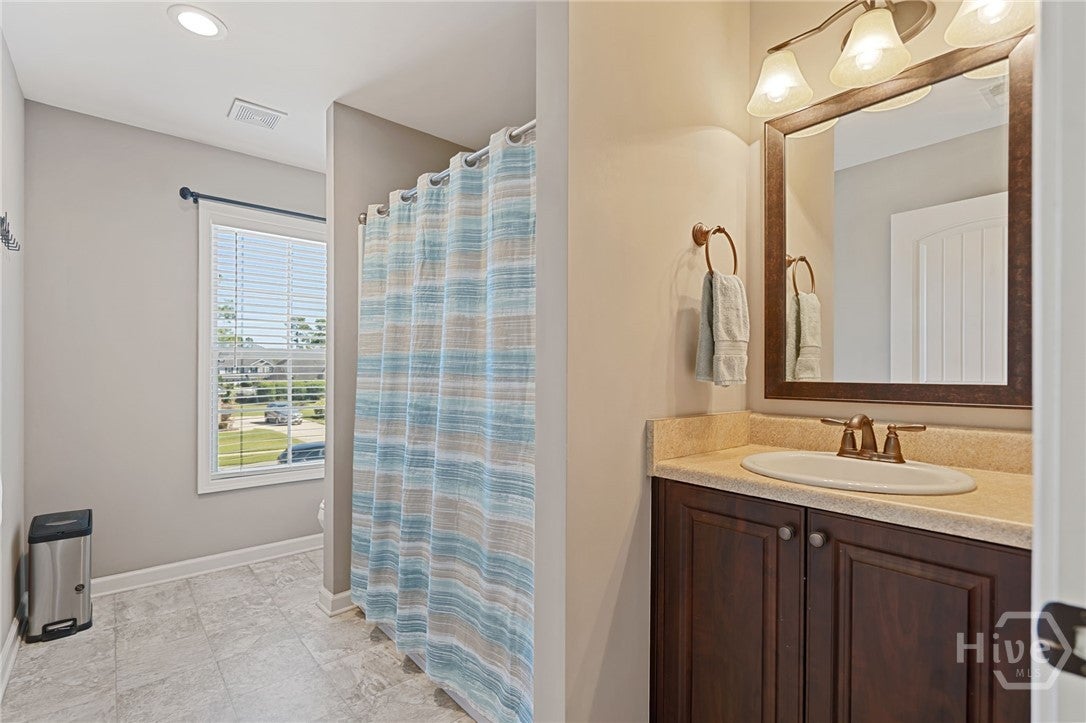 Rincon, Georgia, 31326, United States, 5 Bedrooms Bedrooms, ,3 BathroomsBathrooms,Residential,For Sale,1981495