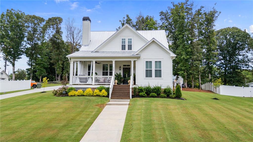 Cleveland, Georgia, 30528, United States, 3 Bedrooms Bedrooms, ,3 BathroomsBathrooms,Residential,For Sale,1905575