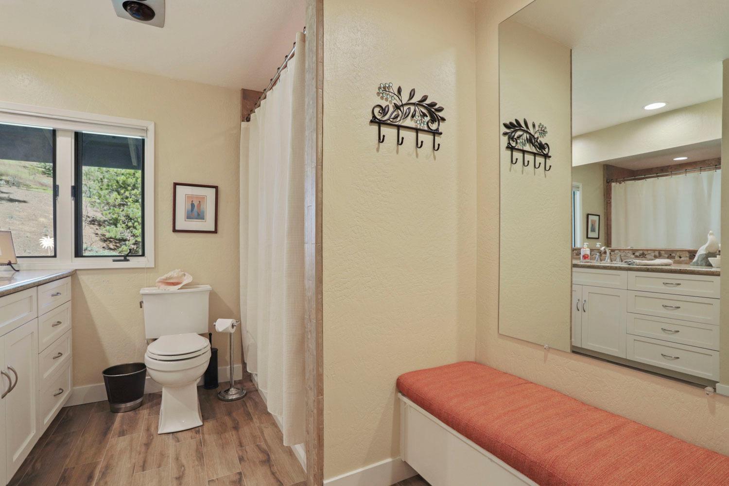 Coulterville, California, 95311, United States, 3 Bedrooms Bedrooms, ,5 BathroomsBathrooms,Residential,For Sale,1792557