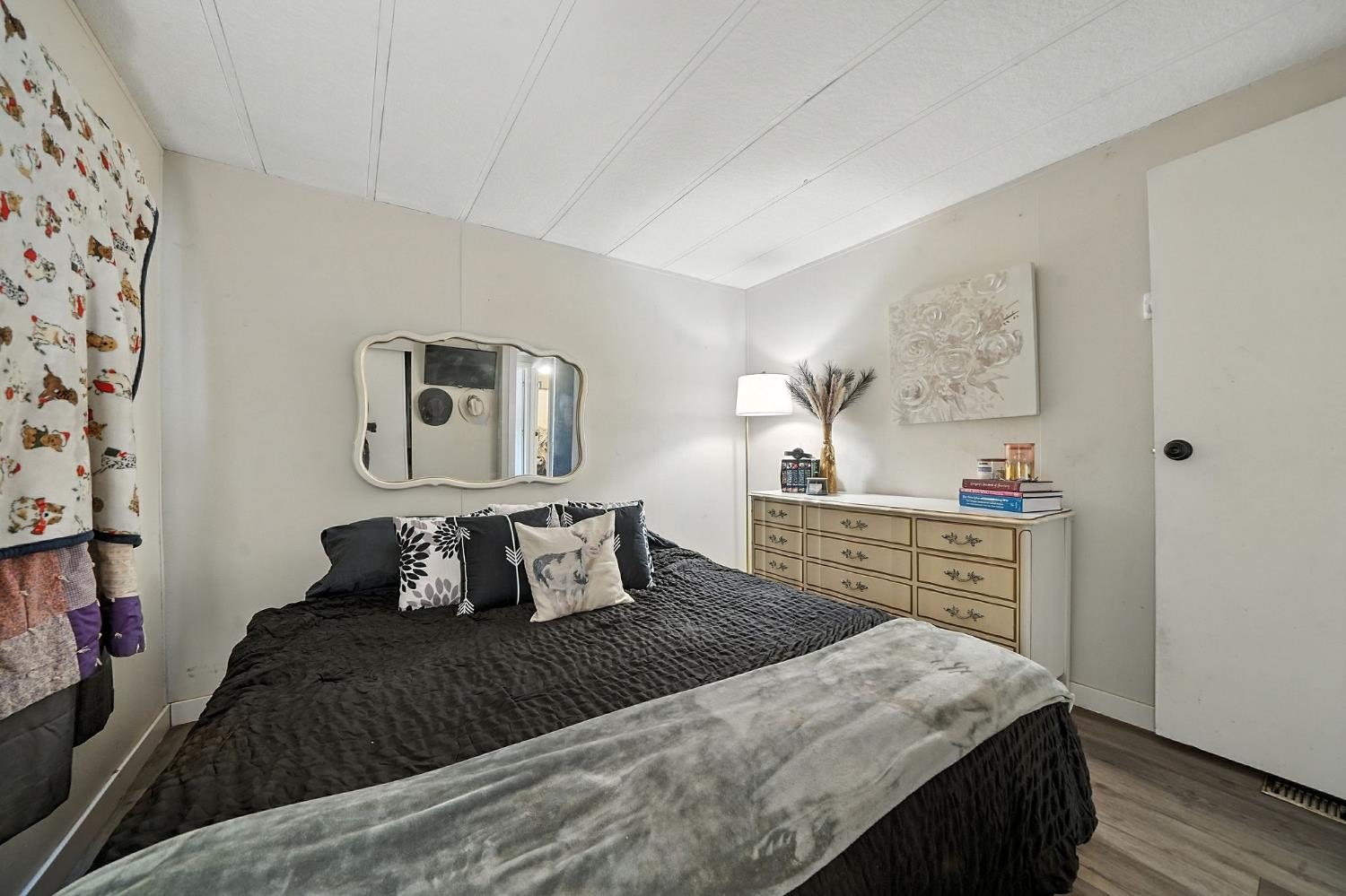 Valley Springs, California, 95252, United States, 3 Bedrooms Bedrooms, ,2 BathroomsBathrooms,Residential,For Sale,1979453