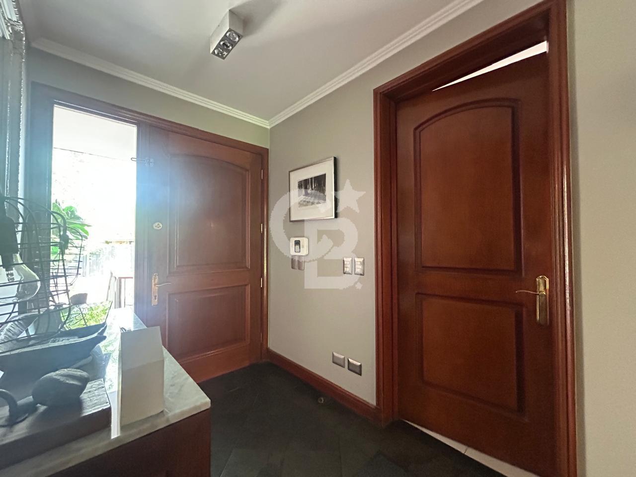 Lo Barnechea, Chile, 6 Bedrooms Bedrooms, ,5 BathroomsBathrooms,Residential,For Sale,1997477