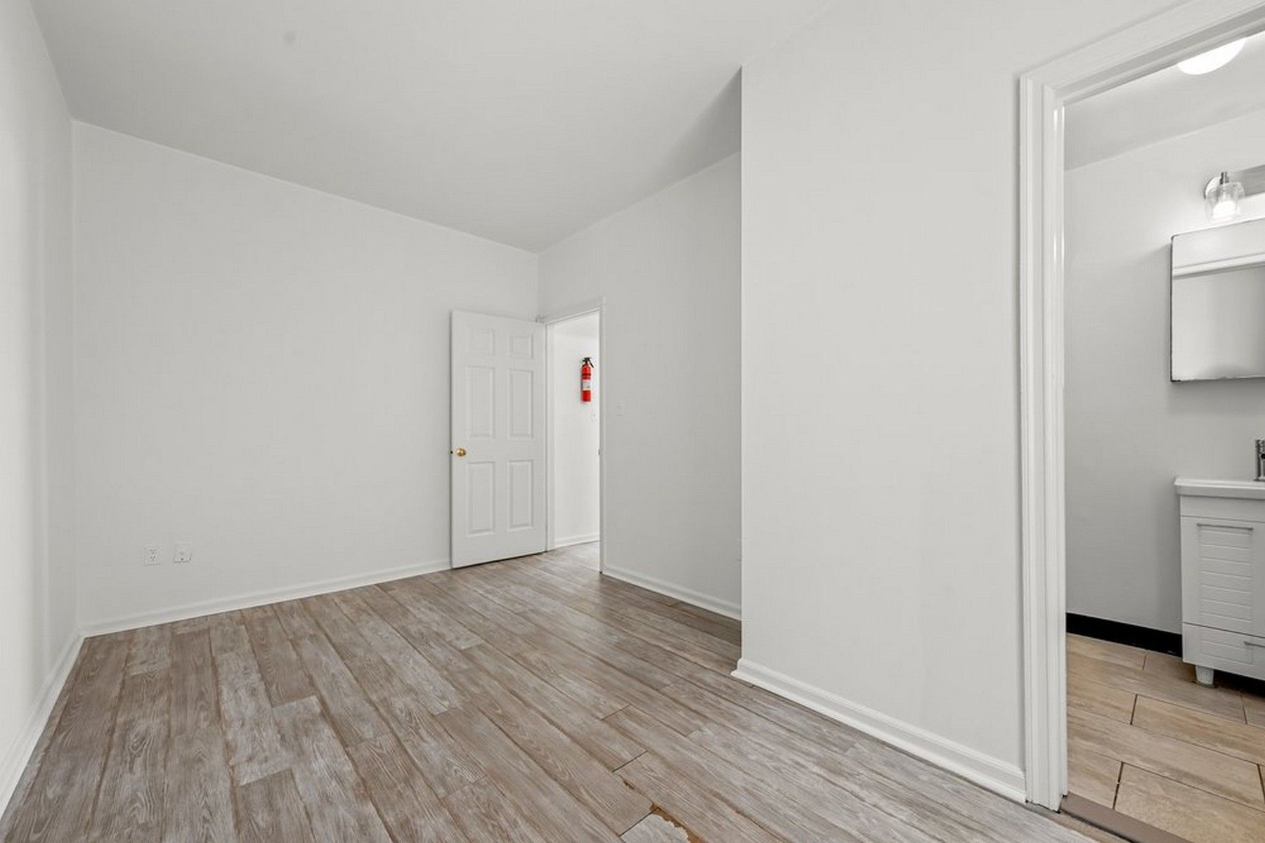  200 Christopher Columbus Drive  #C10, Jersey City, NJ 07302 - 物件實景
