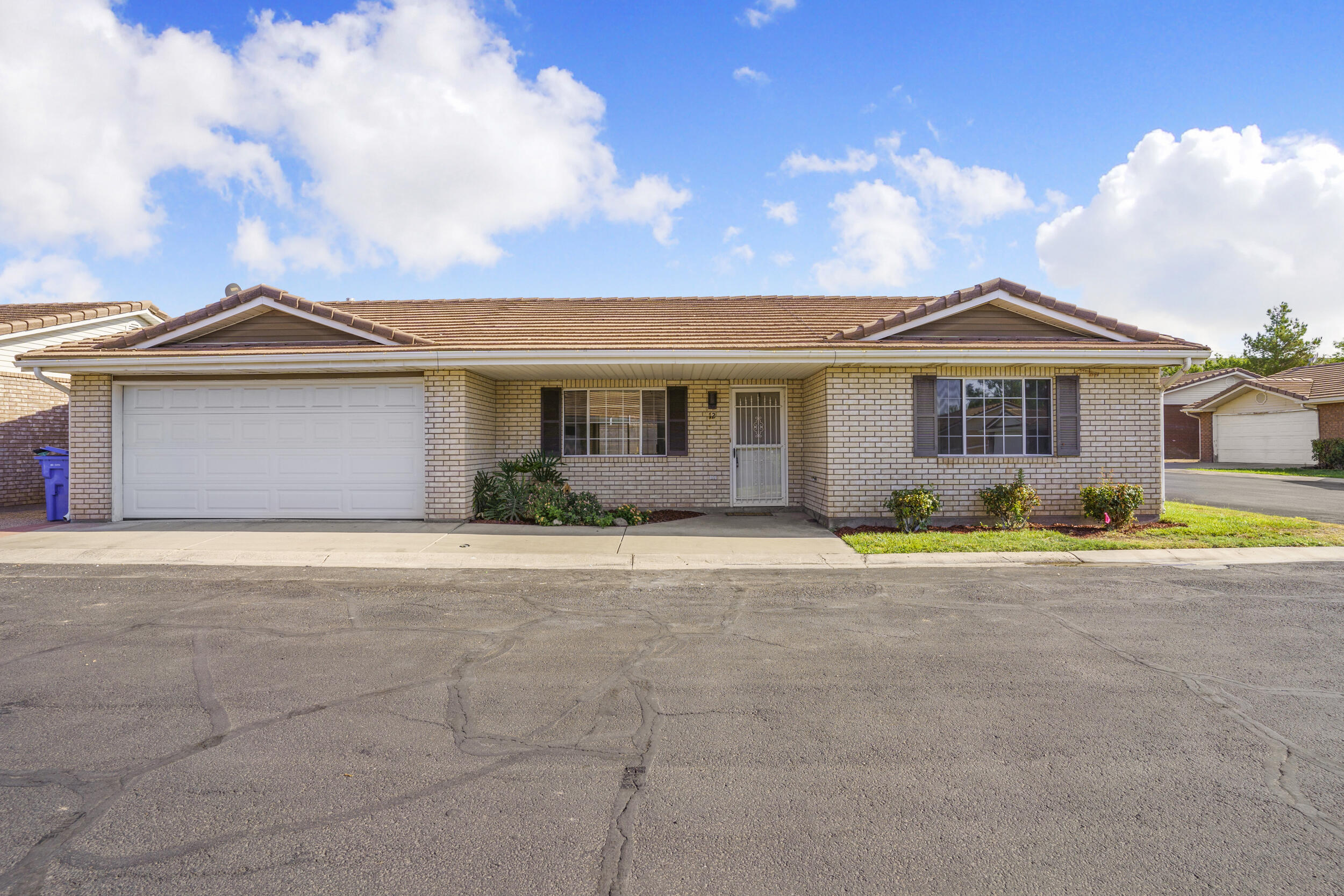 900 , Saint George, UT 84790