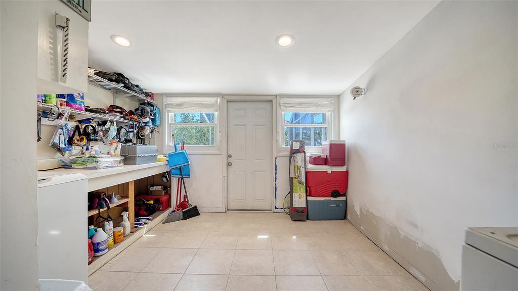 Sarasota, Florida, 34242, United States, 4 Bedrooms Bedrooms, ,3 BathroomsBathrooms,Residential,For Sale,1885427