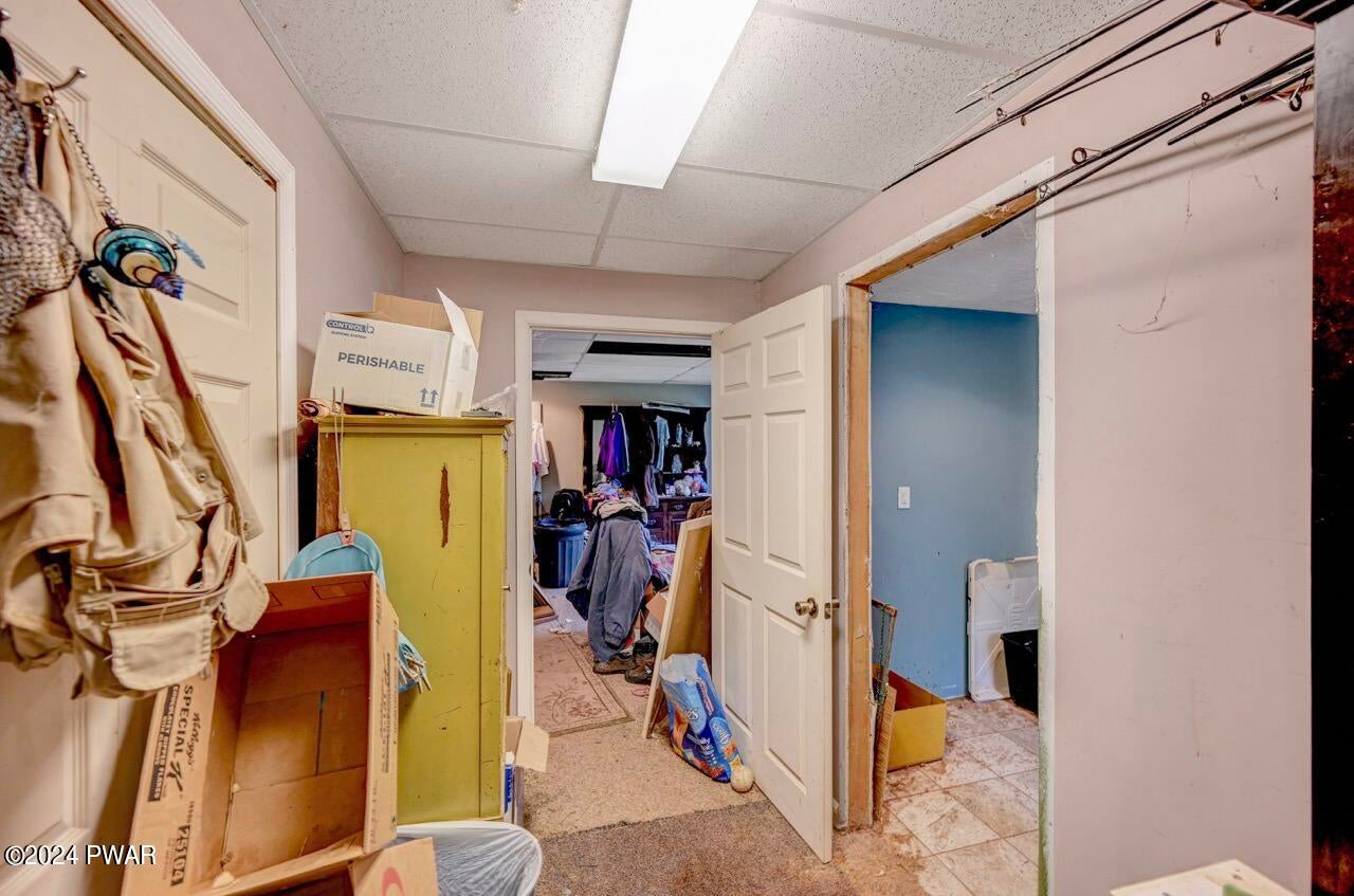 Hawley, Pennsylvania, 18428, United States, 5 Bedrooms Bedrooms, ,4 BathroomsBathrooms,Residential,For Sale,1979290