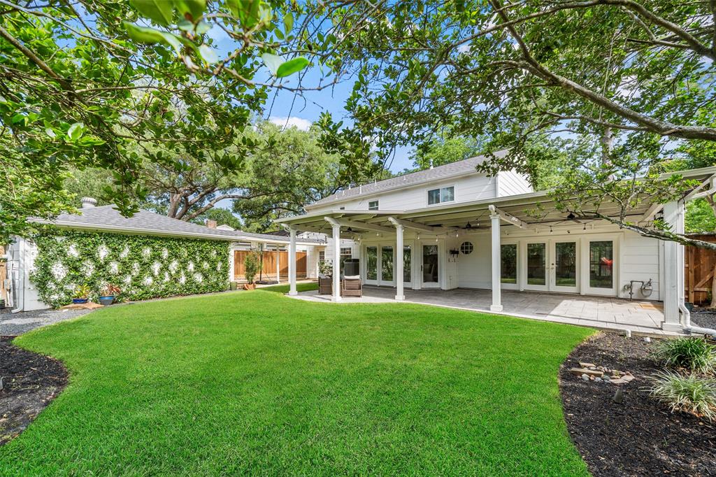 Houston, Texas, 77079, United States, 4 Bedrooms Bedrooms, ,3 BathroomsBathrooms,Residential,For Sale,1856423