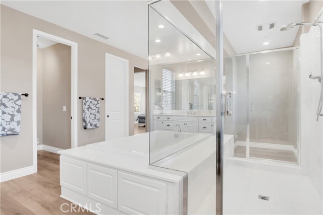 Chino Hills, California, 91709, United States, 5 Bedrooms Bedrooms, ,5 BathroomsBathrooms,Residential,For Sale,1979463