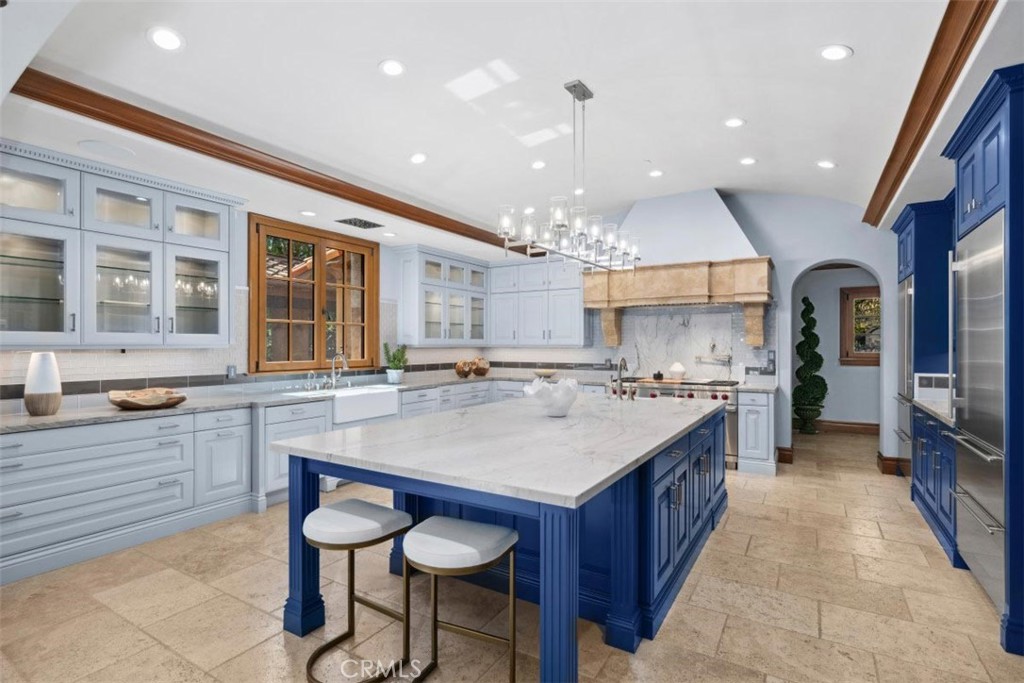 Irvine, California, 92603, United States, 6 Bedrooms Bedrooms, ,8 BathroomsBathrooms,Residential,For Sale,1840658