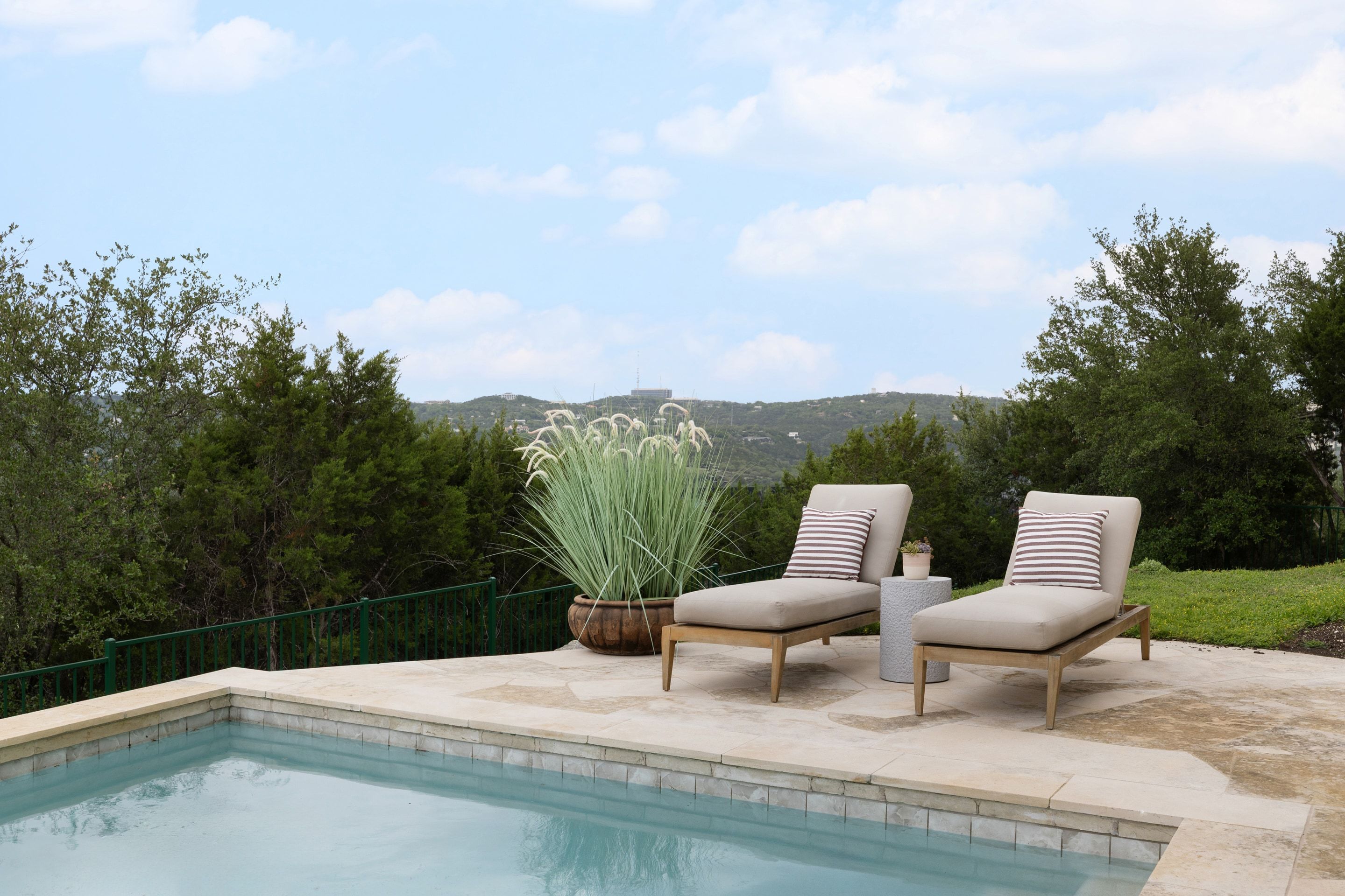  Privately Gated + Completely Reimagined in Barton Creek - 物件實景