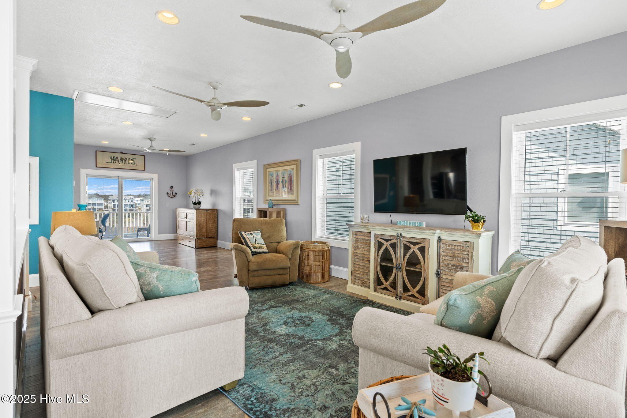 Ocean Isle Beach, North Carolina, 28469, United States, 4 Bedrooms Bedrooms, ,3 BathroomsBathrooms,Residential,For Sale,1984040