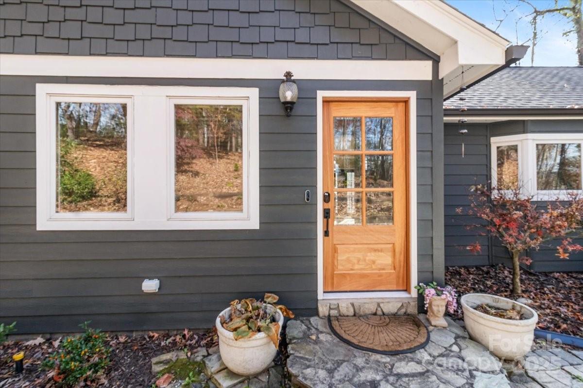 Nebo, North Carolina, 28761, United States, 3 Bedrooms Bedrooms, ,2 BathroomsBathrooms,Residential,For Sale,1999894