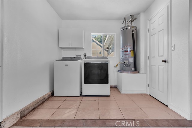 Riverside, California, 92506, United States, 3 Bedrooms Bedrooms, ,2 BathroomsBathrooms,Residential,For Sale,1916003