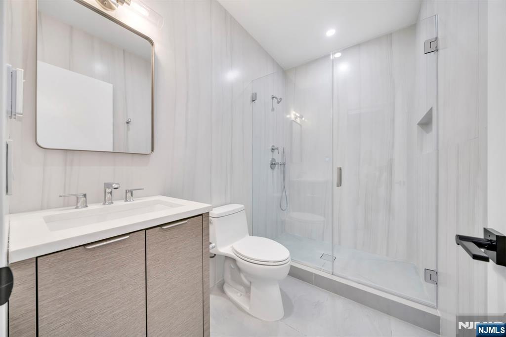 Tenafly, New Jersey, 07670, United States, 6 Bedrooms Bedrooms, ,6 BathroomsBathrooms,Residential,For Sale,1906714