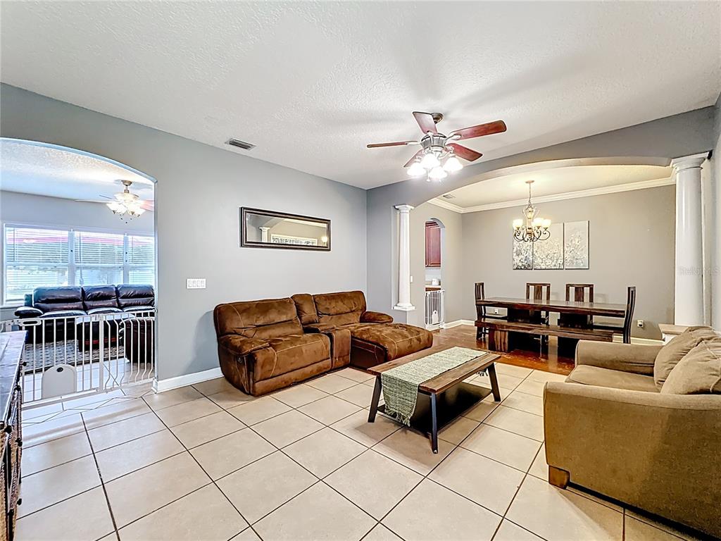 Oviedo, Florida, 32765, United States, 5 Bedrooms Bedrooms, ,3 BathroomsBathrooms,Residential,For Sale,1903894