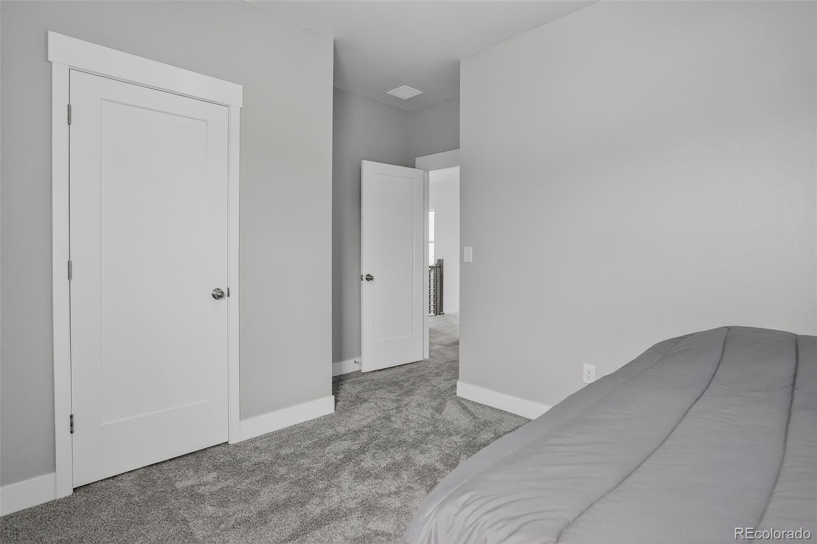 Aurora, Colorado, 80019, United States, 4 Bedrooms Bedrooms, ,3 BathroomsBathrooms,Residential,For Sale,1901325