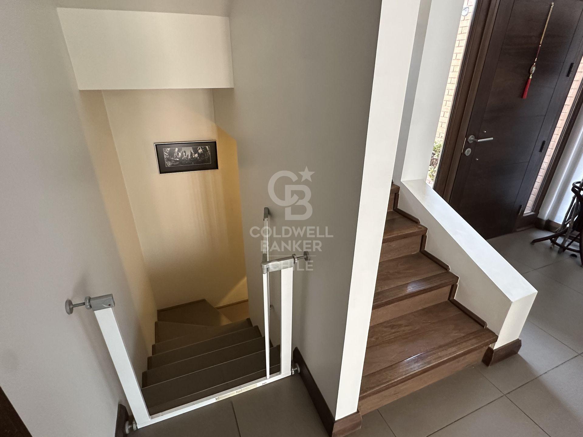Las Condes, Chile, 4 Bedrooms Bedrooms, ,5 BathroomsBathrooms,Residential,For Sale,1728861