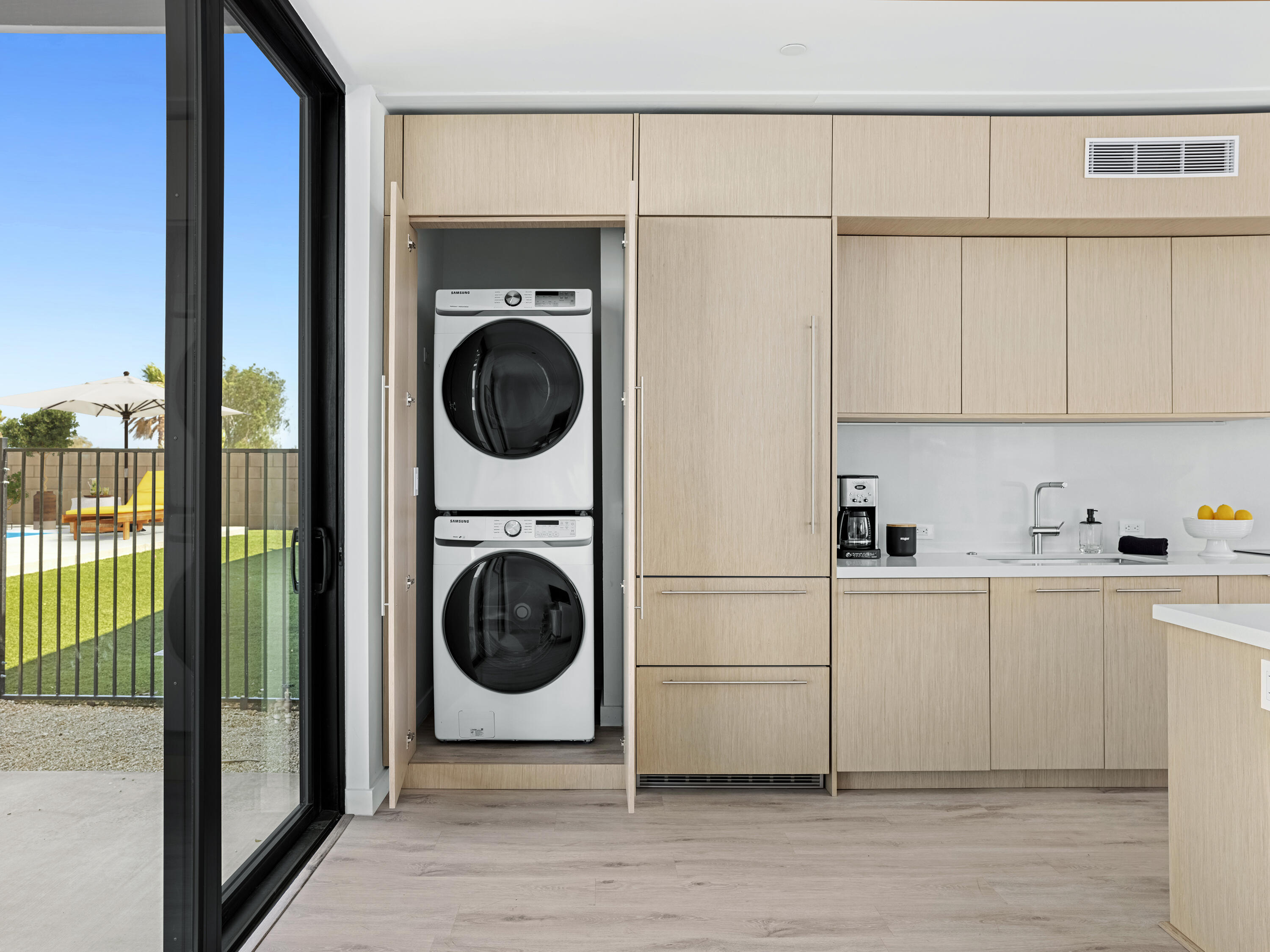 Desert Hot Springs, California, 92240, United States, 4 Bedrooms Bedrooms, ,Residential,For Sale,1998852