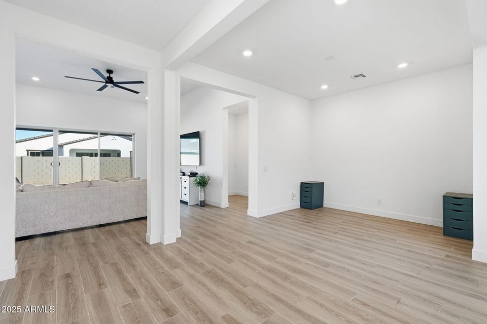 Queen Creek, Arizona, 85142, United States, 3 Bedrooms Bedrooms, ,3 BathroomsBathrooms,Residential,For Sale,2006061