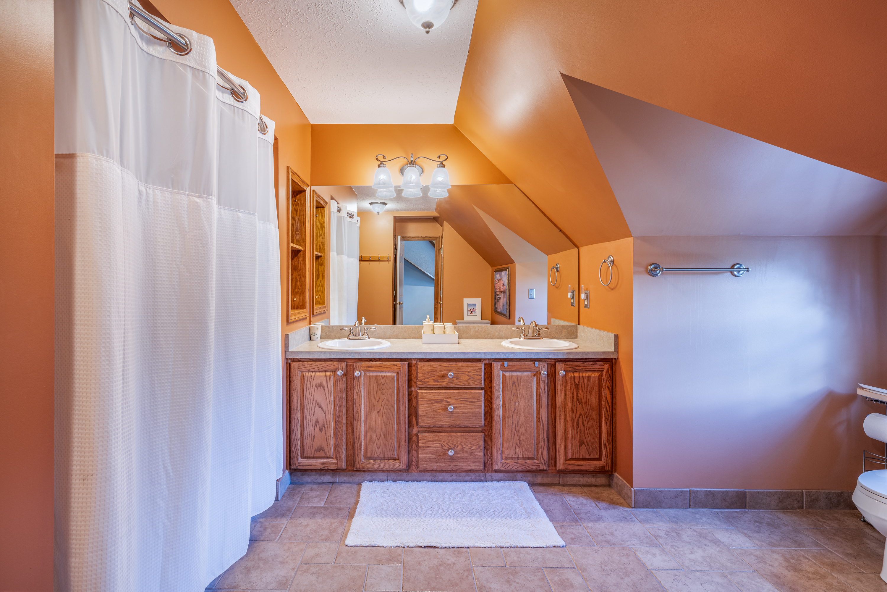 Vermilion, Ohio, 44089, United States, 4 Bedrooms Bedrooms, ,3 BathroomsBathrooms,Residential,For Sale,1978038