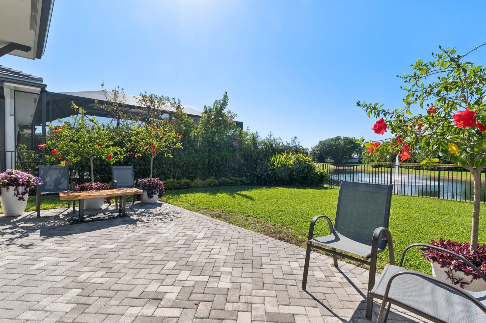 West Palm Beach, Florida, 33401, United States, 3 Bedrooms Bedrooms, ,4 BathroomsBathrooms,Residential,For Sale,1745907
