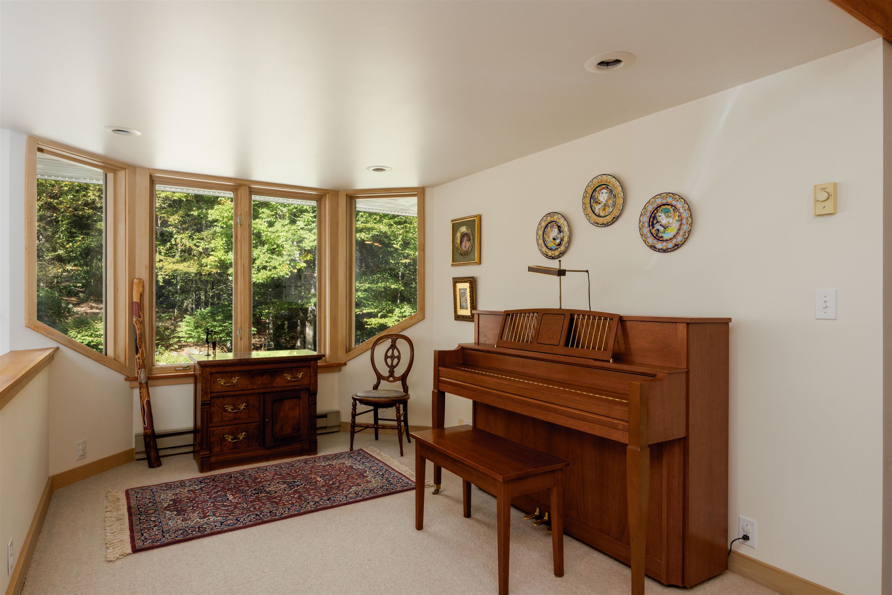 Grantham, New Hampshire, 03753, United States, 4 Bedrooms Bedrooms, ,3 BathroomsBathrooms,Residential,For Sale,1947090