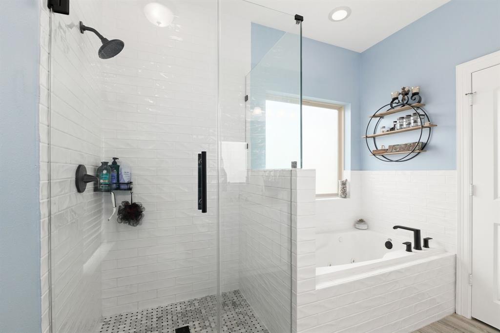 Sealy, Texas, 77474, United States, 3 Bedrooms Bedrooms, ,2 BathroomsBathrooms,Residential,For Sale,1846836
