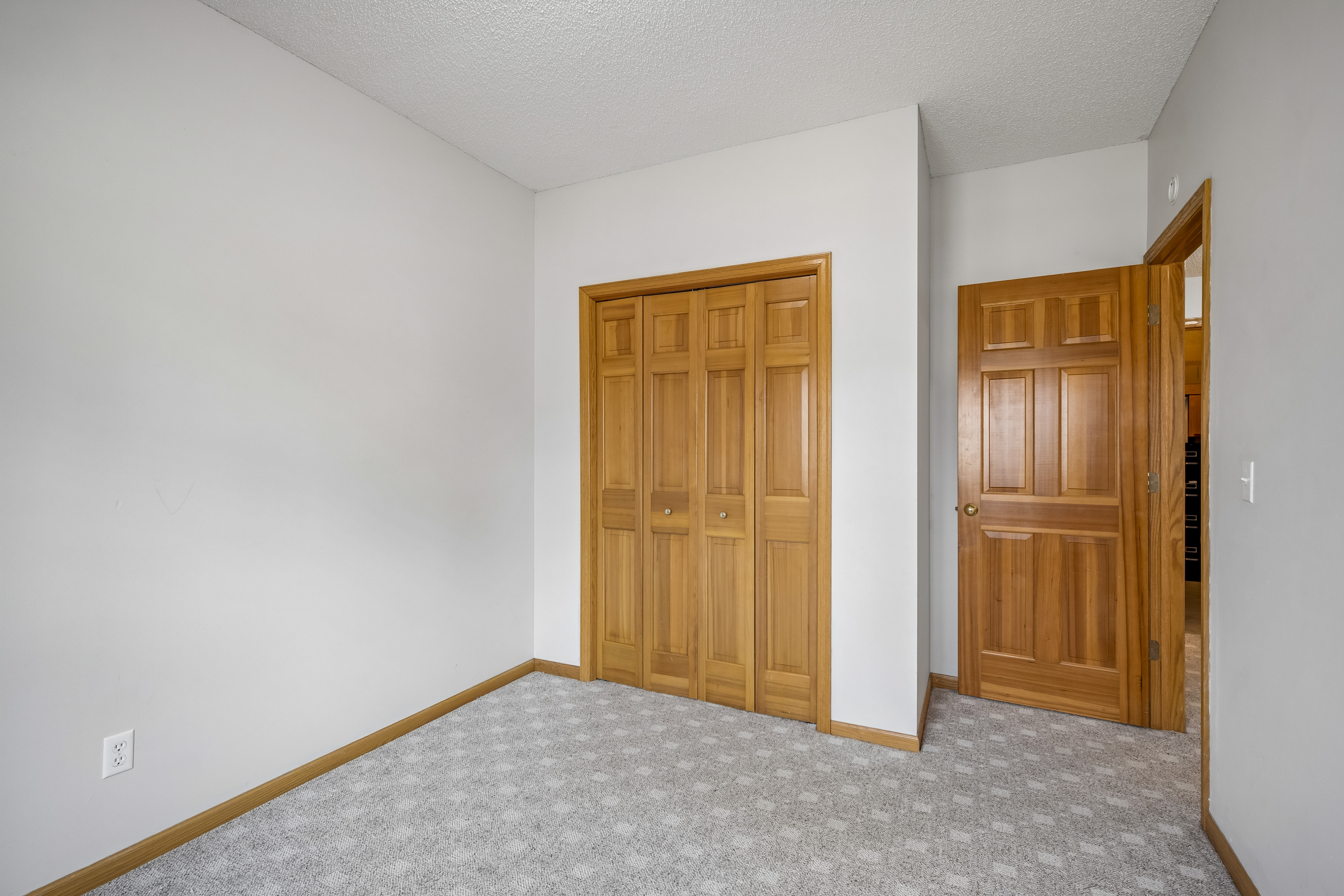  Beautifully Updated River’s Bend Retreat - 物件實景