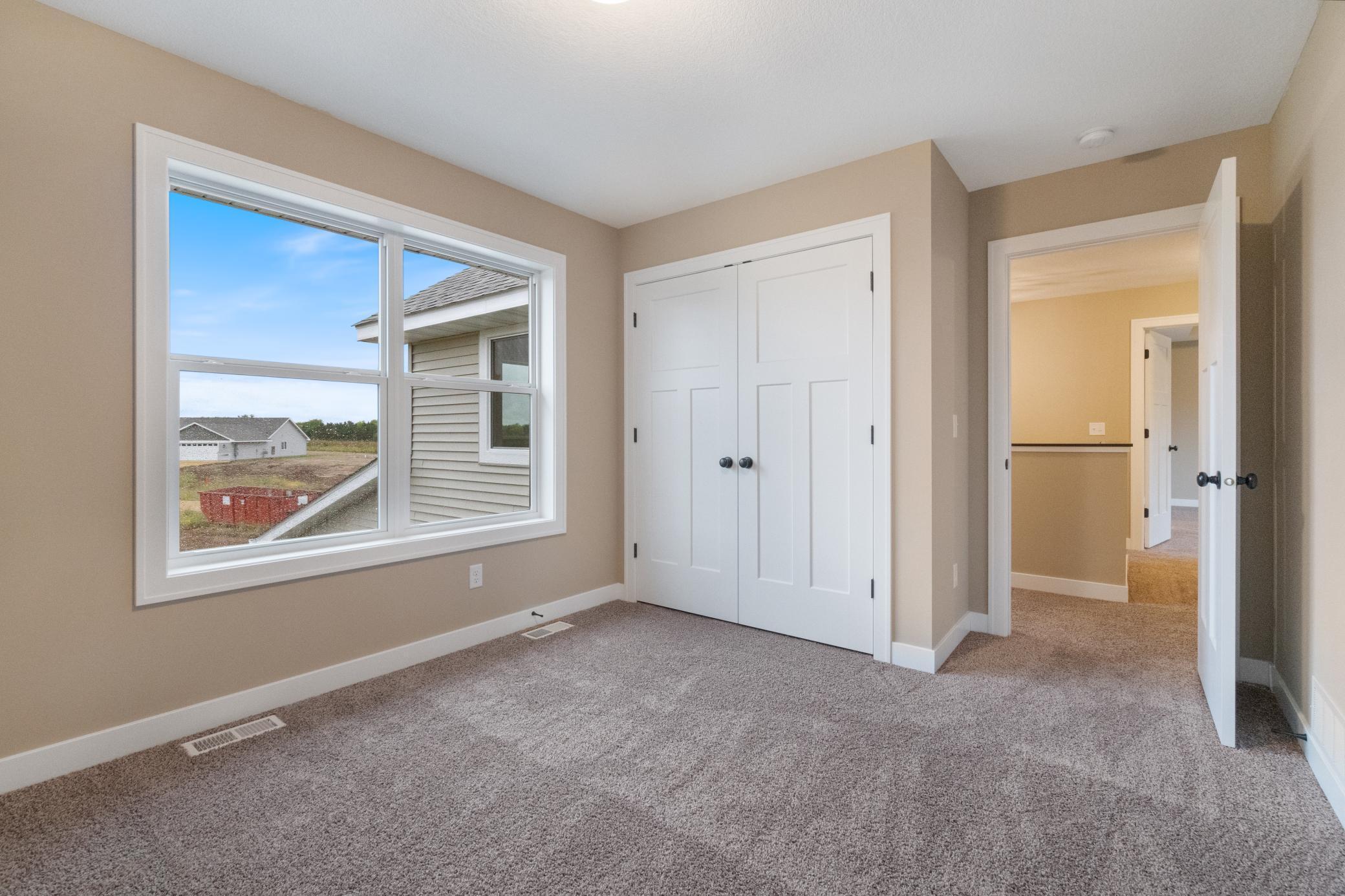 Hudson, Wisconsin, 54016, United States, 4 Bedrooms Bedrooms, ,3 BathroomsBathrooms,Residential,For Sale,1948487