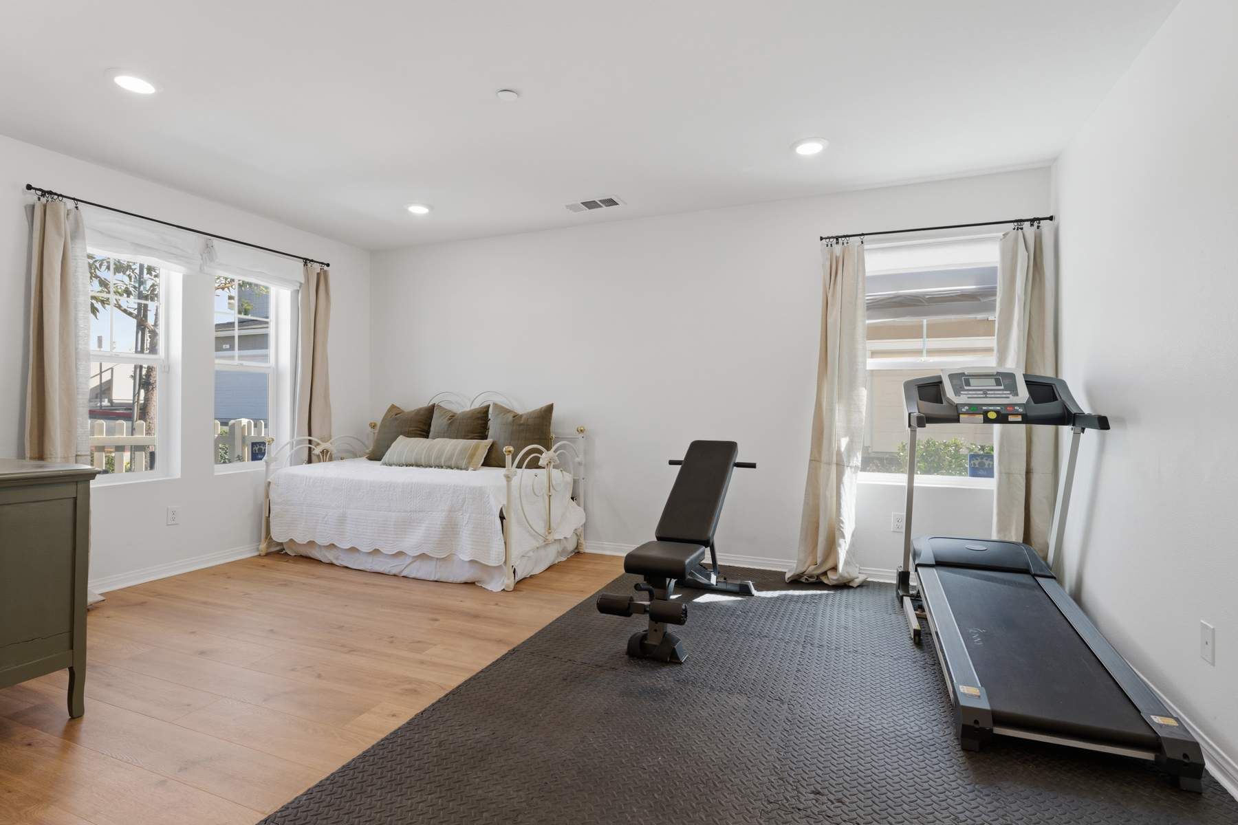  512 Mulberry Lane, Fillmore - 物件實景