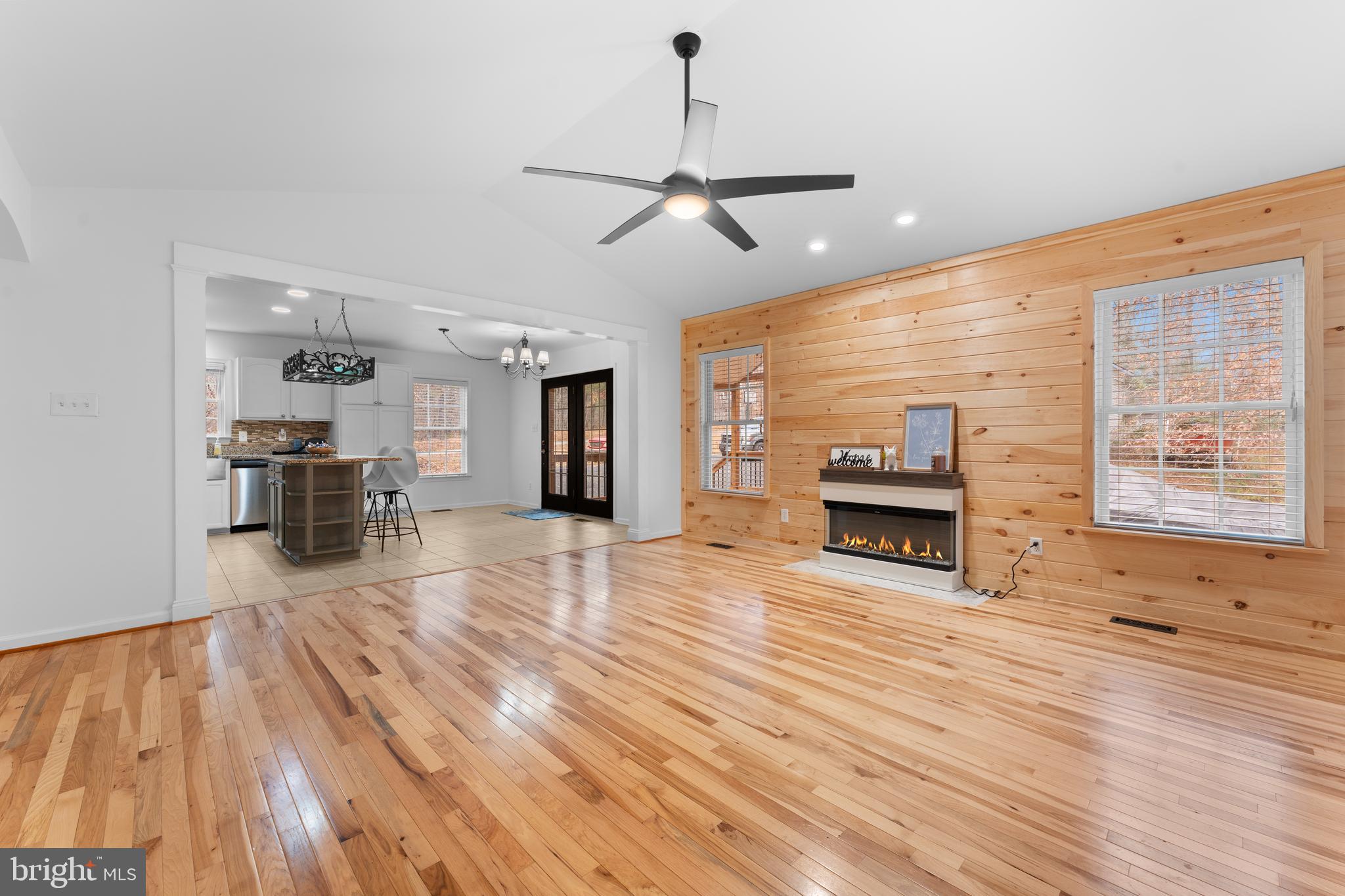 Locust Dale, Virginia, 22948, United States, 3 Bedrooms Bedrooms, ,4 BathroomsBathrooms,Residential,For Sale,1996627