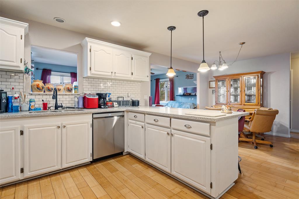 Hamilton, Montana, 59840, United States, 3 Bedrooms Bedrooms, ,2 BathroomsBathrooms,Residential,For Sale,1990446