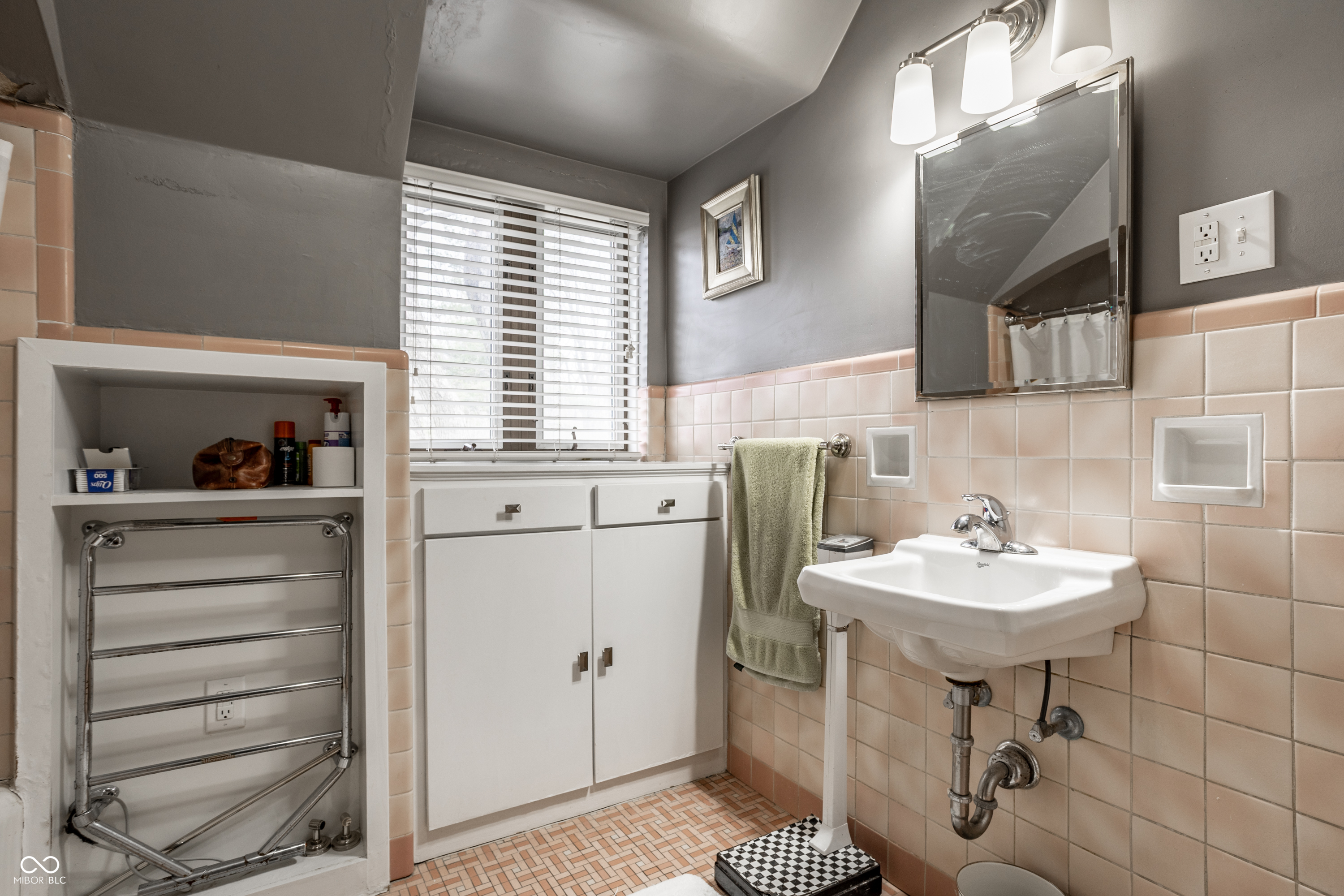 Indianapolis, Indiana, 46208, United States, ,Residential,For Sale,2030661