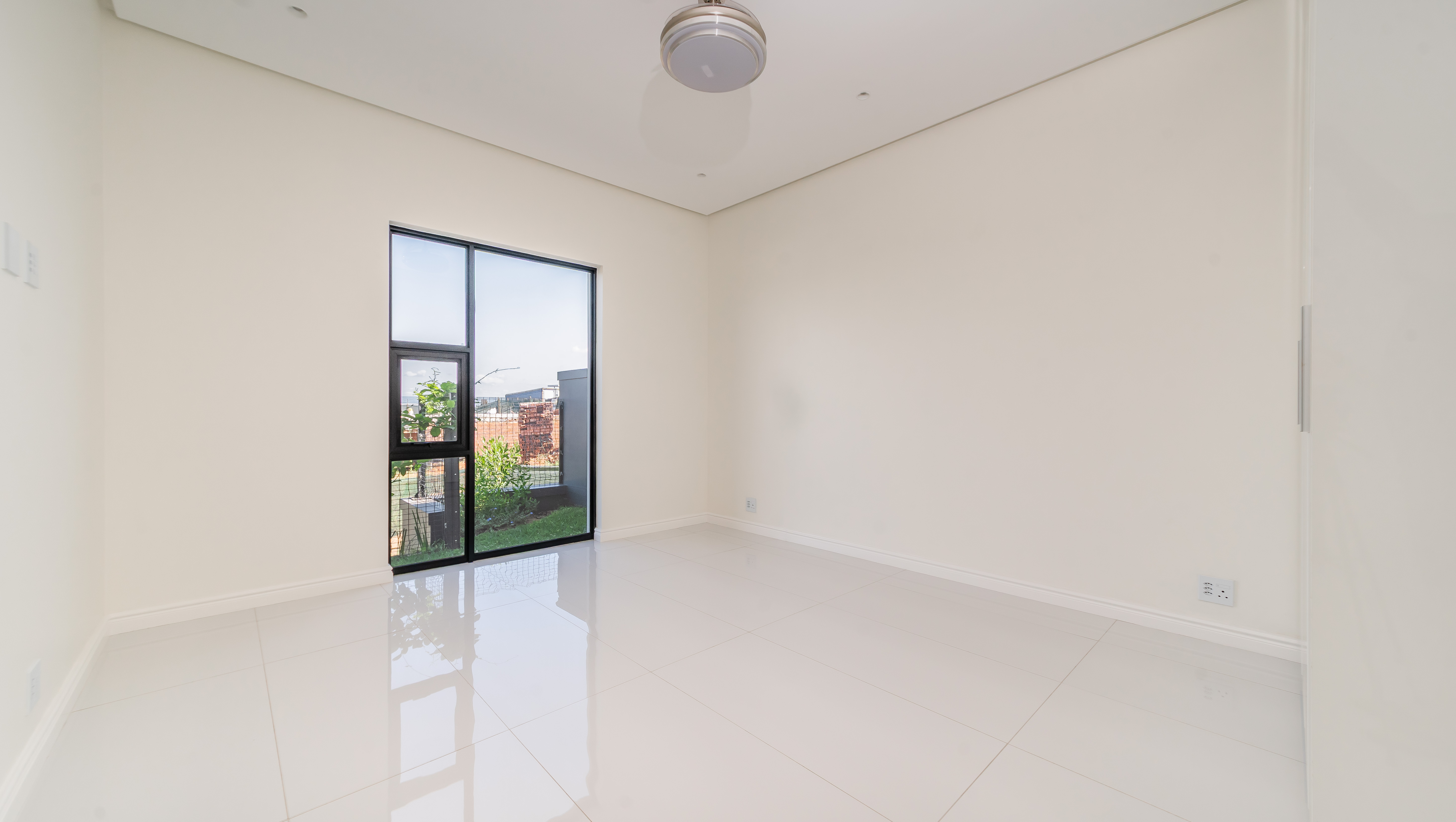  Luxury Single-Level Residence with Panoramic Sea Views in Salta Estate - 物件實景