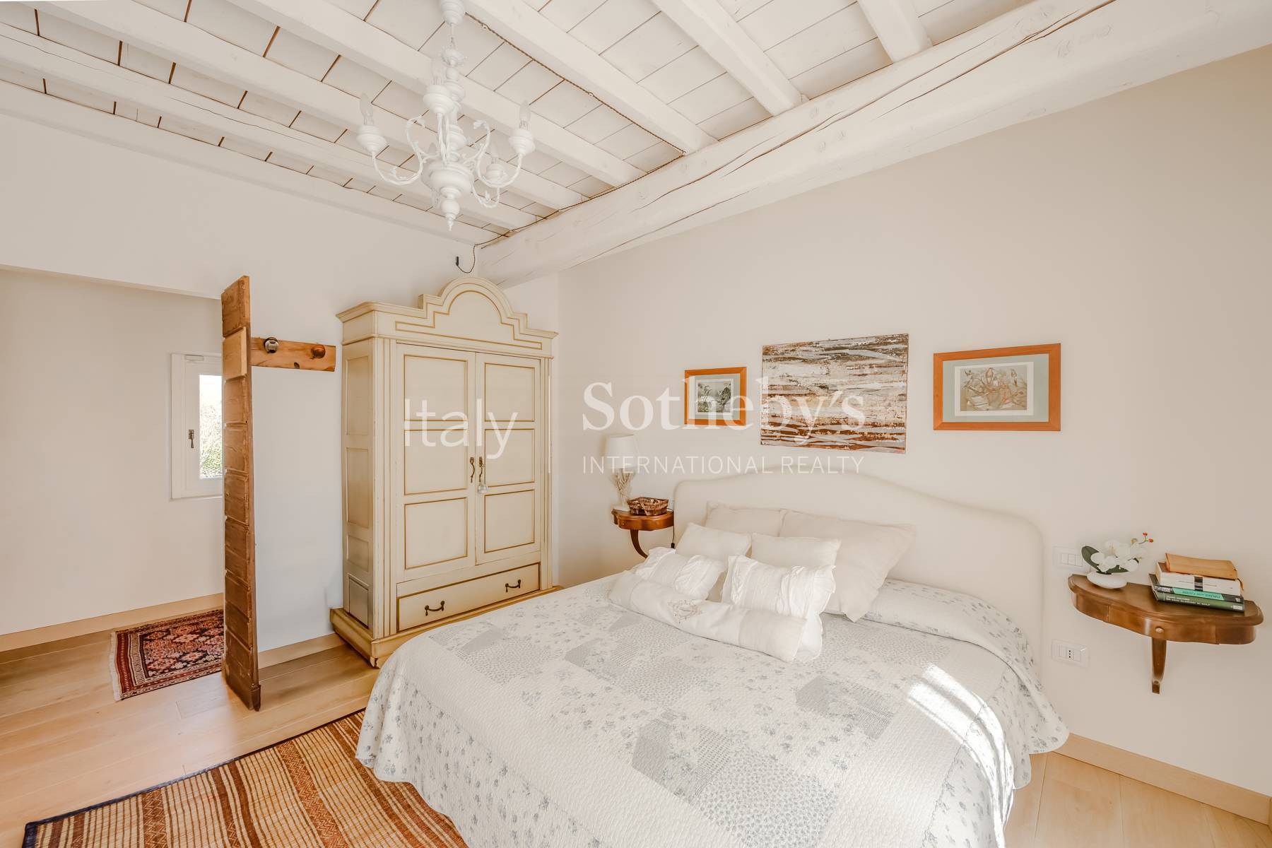  Prestigious farmhouse renovated with charm - 物件實景