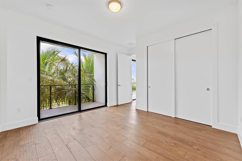 Weston, Florida, 33326, United States, 5 Bedrooms Bedrooms, ,10 BathroomsBathrooms,Residential,For Sale,1925286