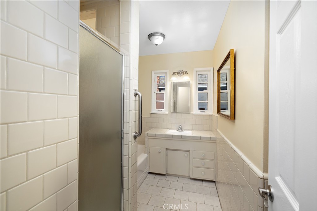 Temple City, California, 91780, United States, 2 Bedrooms Bedrooms, ,1 BathroomBathrooms,Residential,For Sale,1986228