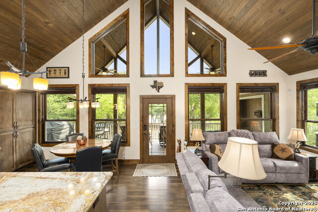 Kerrville, Texas, 78028, United States, 3 Bedrooms Bedrooms, ,3 BathroomsBathrooms,Residential,For Sale,1685103