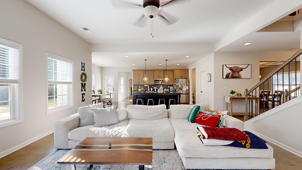 Cataula, Georgia, 31804, United States, 5 Bedrooms Bedrooms, ,5 BathroomsBathrooms,Residential,For Sale,1996944