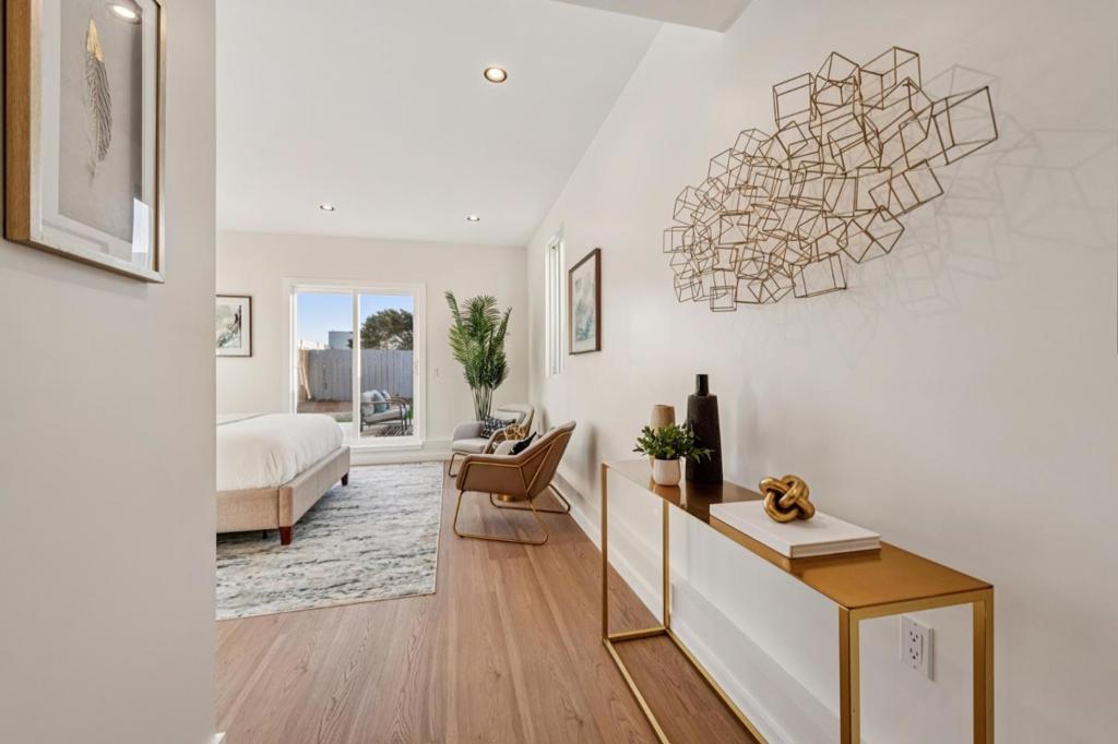 San Francisco, California, 94116, United States, 4 Bedrooms Bedrooms, ,4 BathroomsBathrooms,Residential,For Sale,2014062