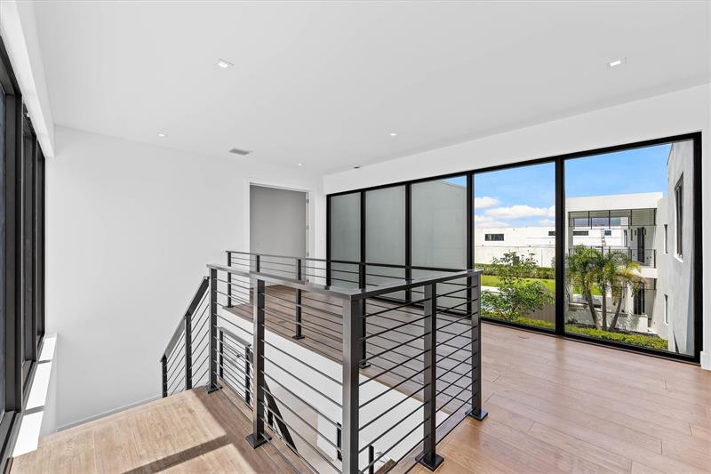 Weston, Florida, 33326, United States, 5 Bedrooms Bedrooms, ,10 BathroomsBathrooms,Residential,For Sale,1925286