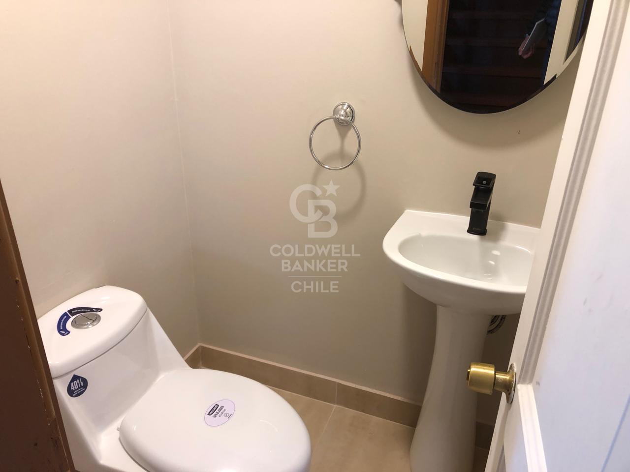 Puerto Varas, Chile, 5 Bedrooms Bedrooms, ,5 BathroomsBathrooms,Residential,For Sale,1957835