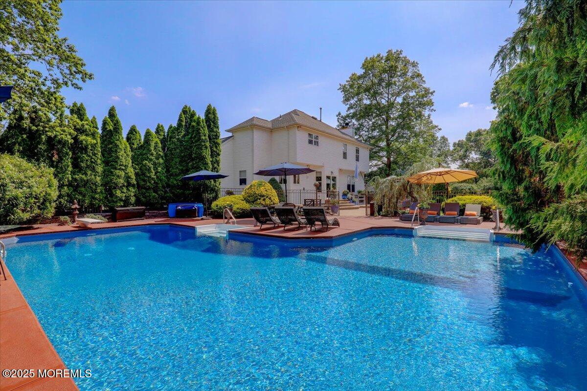 Howell, New Jersey, 07731, United States, 4 Bedrooms Bedrooms, ,3 BathroomsBathrooms,Residential,For Sale,1902992
