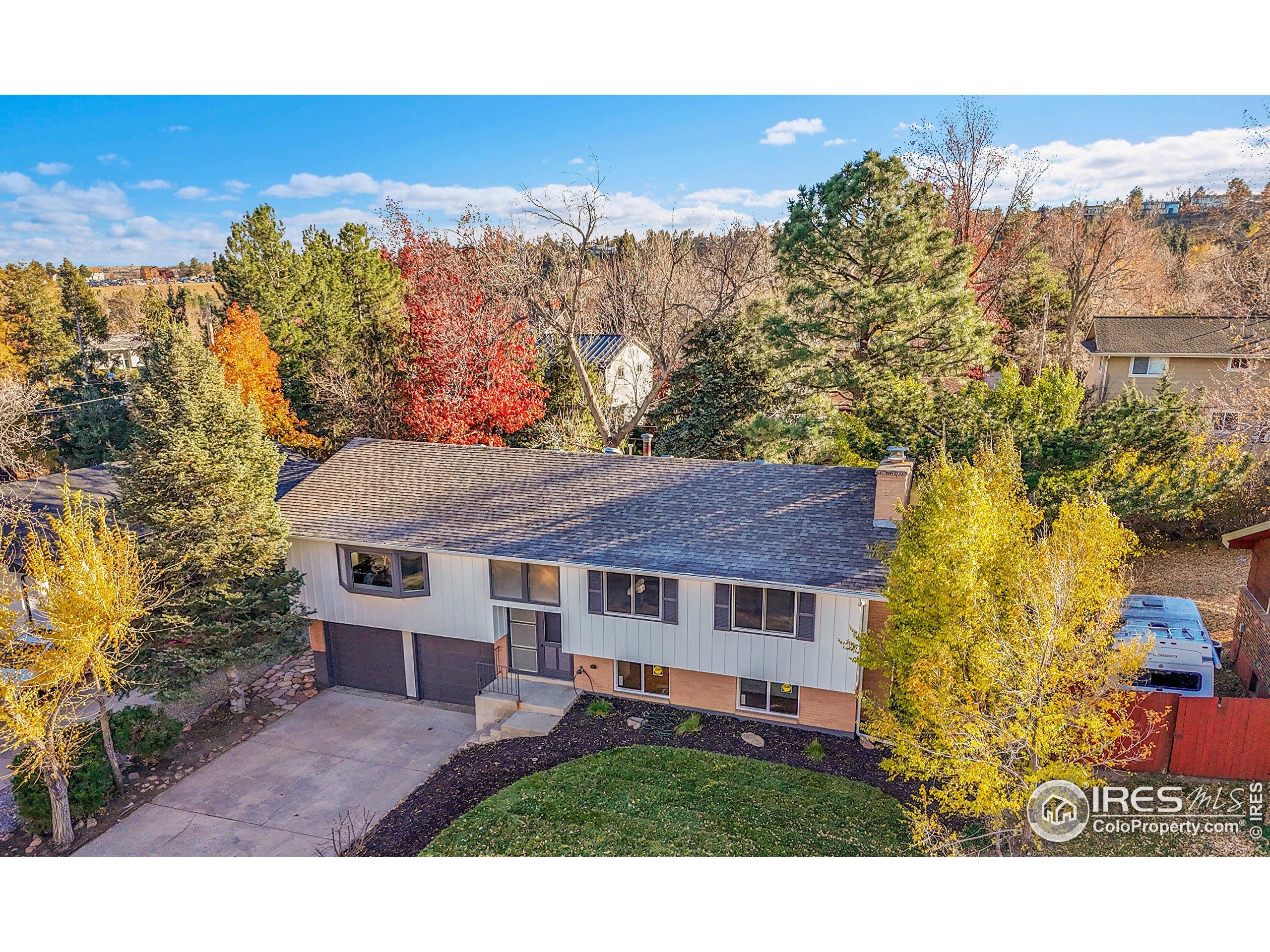 Boulder, Colorado, 80305, United States, 4 Bedrooms Bedrooms, ,2 BathroomsBathrooms,Residential,For Sale,1989611