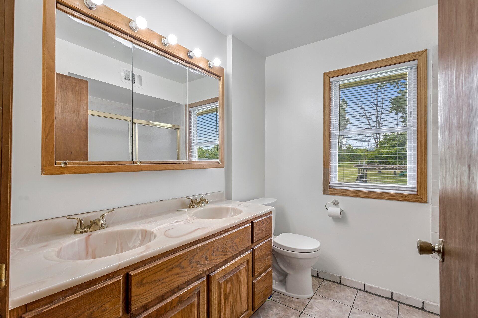 Milwaukee, Wisconsin, 53224, United States, 5 Bedrooms Bedrooms, ,4 BathroomsBathrooms,Residential,For Sale,1857409