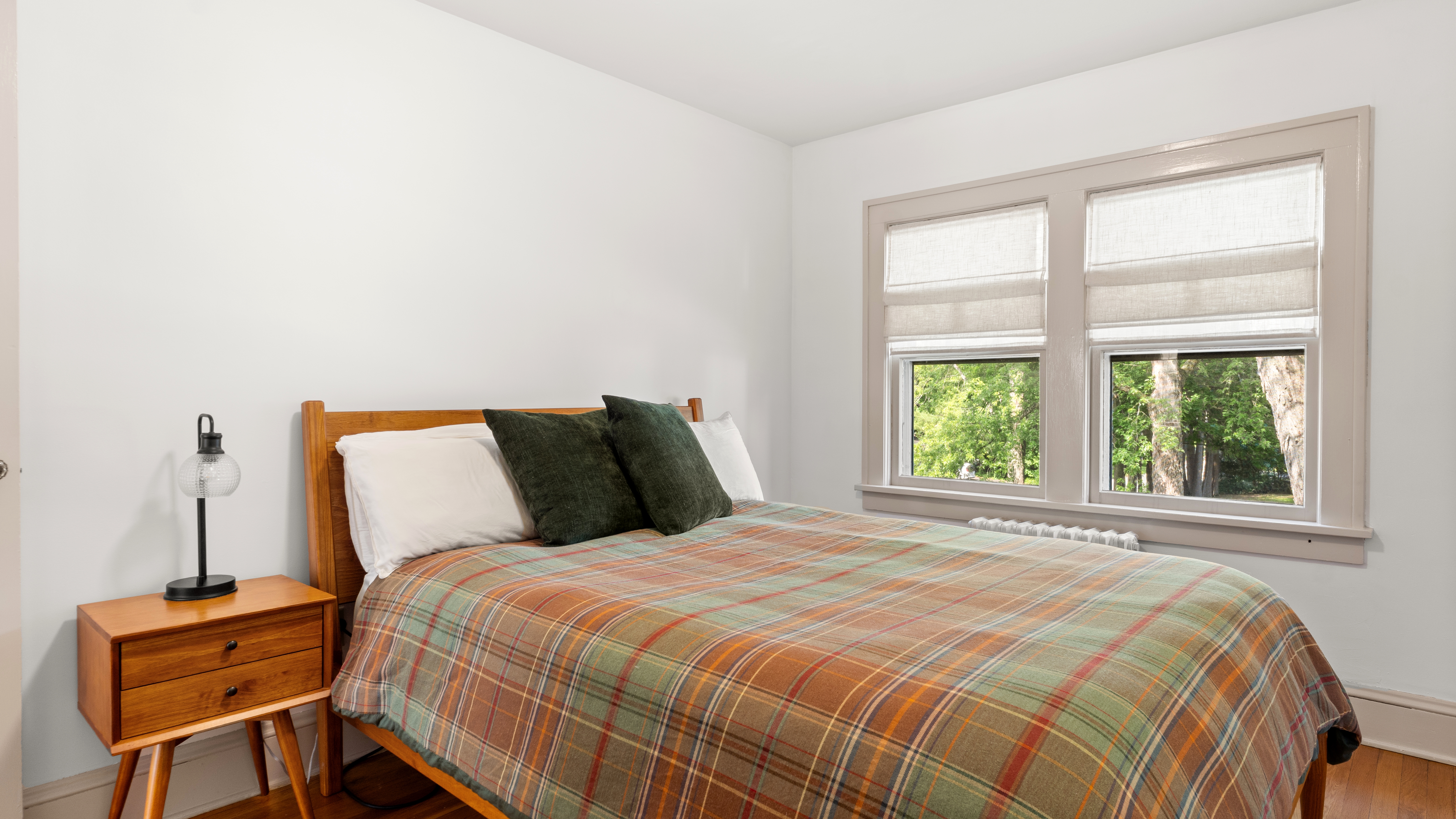  Turnkey Colonial Charm in Southeast Pittsfield - 物件實景