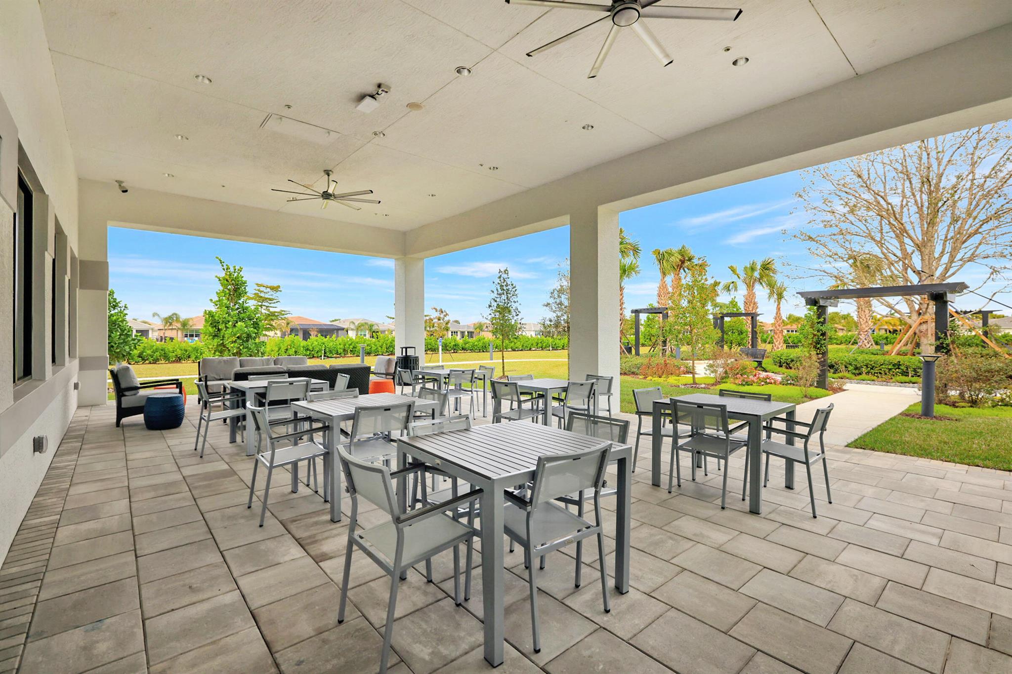 Port St Lucie, Florida, 34987, United States, 3 Bedrooms Bedrooms, ,2 BathroomsBathrooms,Residential,For Sale,1931460